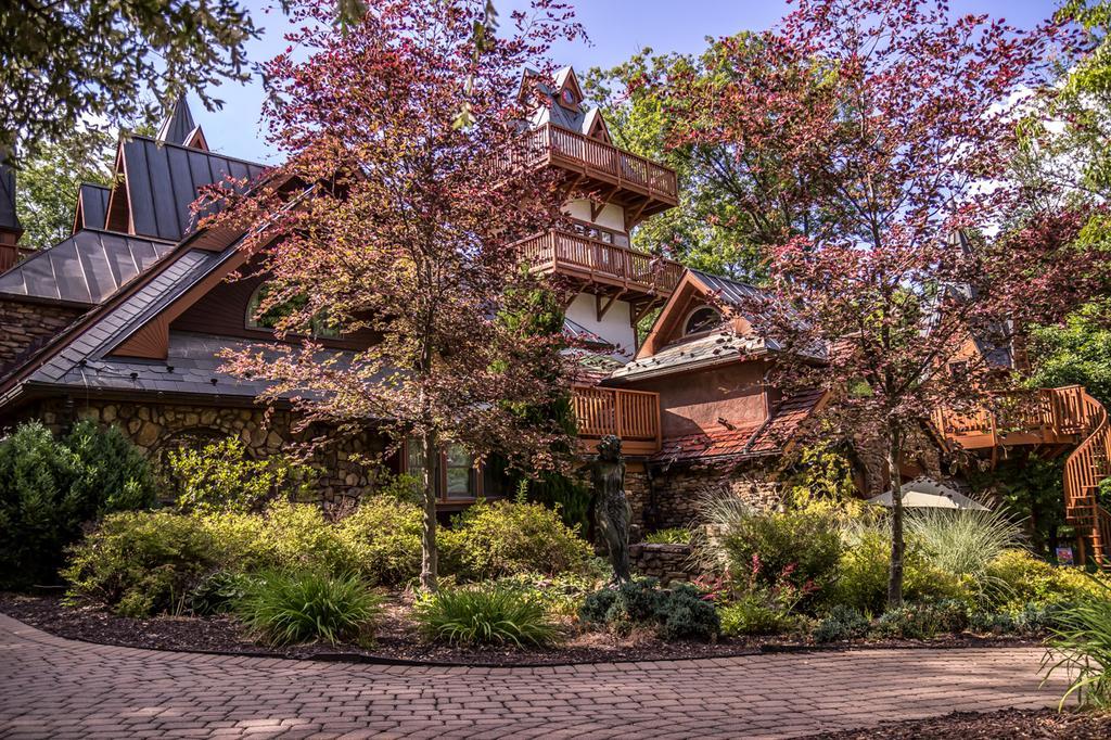 Landoll'S Mohican Castle Hotel Loudonville Exterior photo